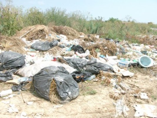România, găsită vinovată de justiția UE pentru gropile de gunoi ilegale